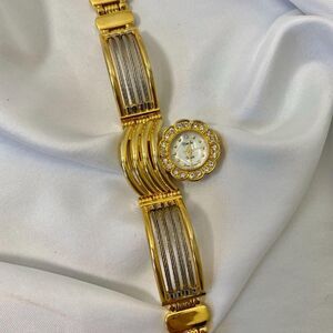 Vintage Dainty Silver Gold Two-Tone Bracelet Flower Rhinestone Wrist Watch